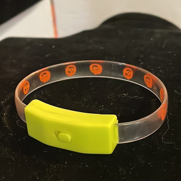 8” Amphipod orange micro light flashing armband - Picture 3 of 10